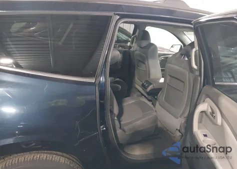 2011 Chevrolet Traverse 1Lt from USA, damaged, VIN 1GNKRGED9BJ405412